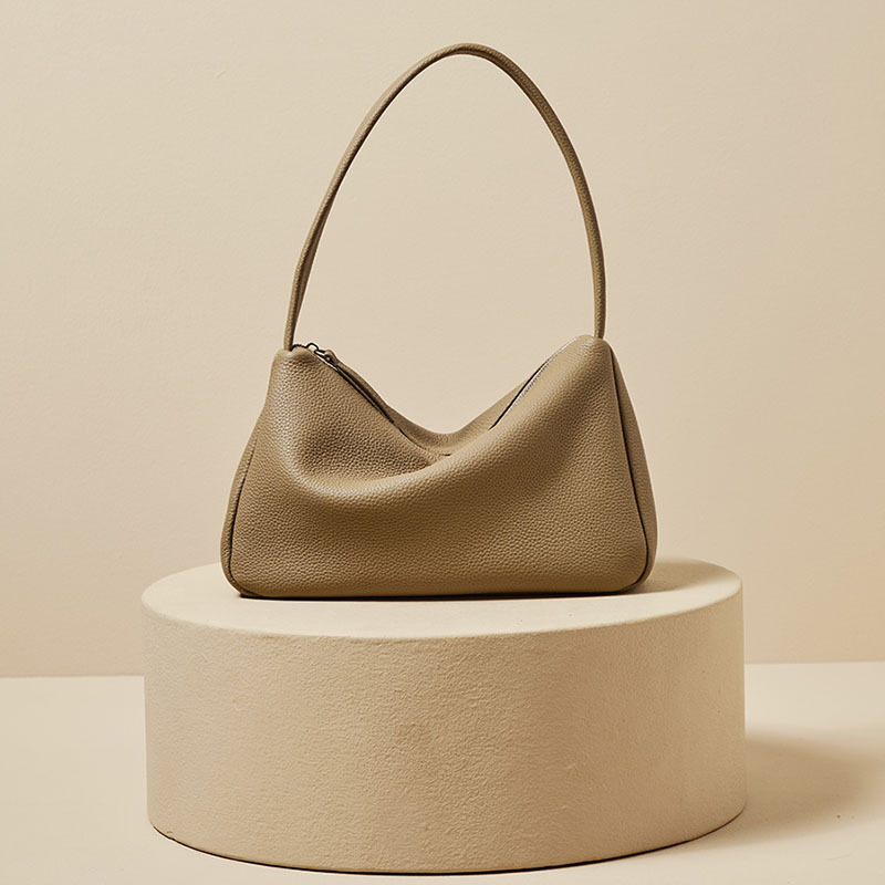 Head Layer Cowhide Armpit Bag  - Embroidery Meaning recension och pris