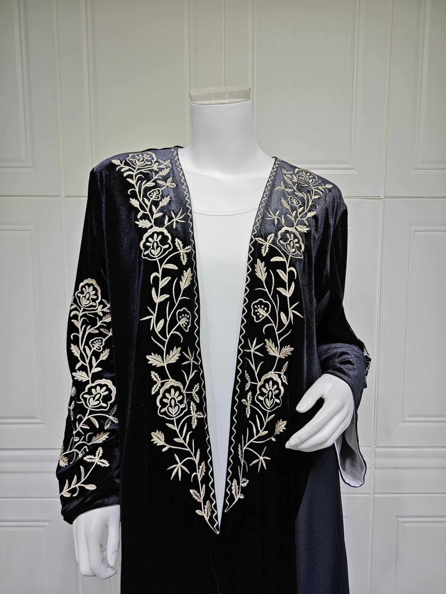 Velvet Open Abaya Dubai Kaftan - Embroidery Kebaya recension och pris